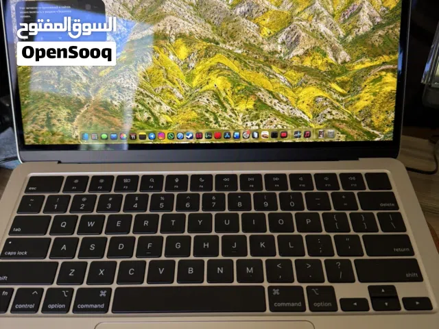 Apple MacBook M2 battery 94% 8gb256ssd