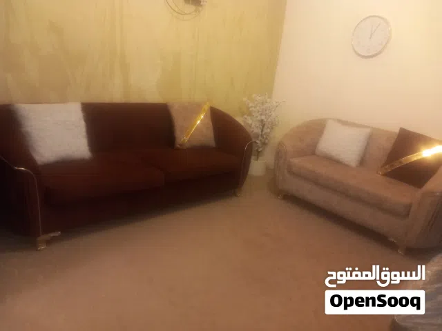 طقم كنب للضيوف او المعيشه