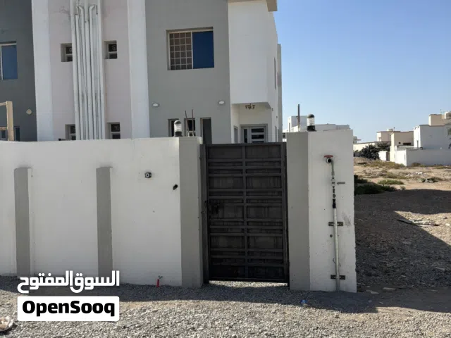 منزل للبيع في حي عاصم الغربيه