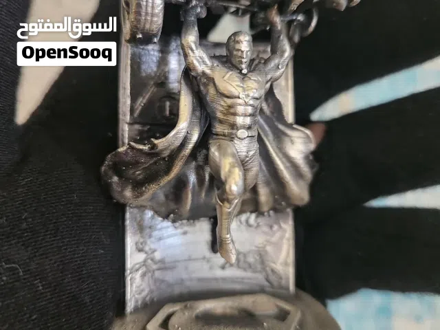 للبيع تحفة (منحوتة من الفضة النقية) ل سوبر مان نادرة جداا عدد 100 حبة حول العالم والوحيدة في الكويت