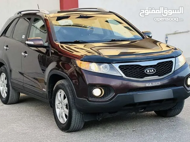 Used Kia Sorento in Tripoli