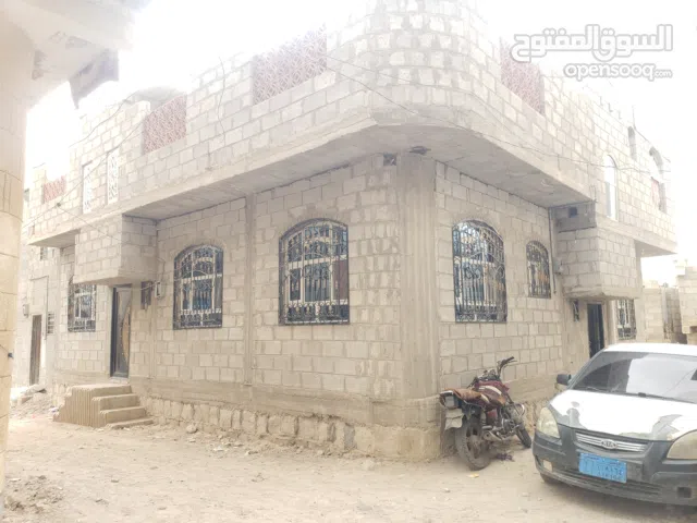 بيت شارعين للبيع بسعر مناسب