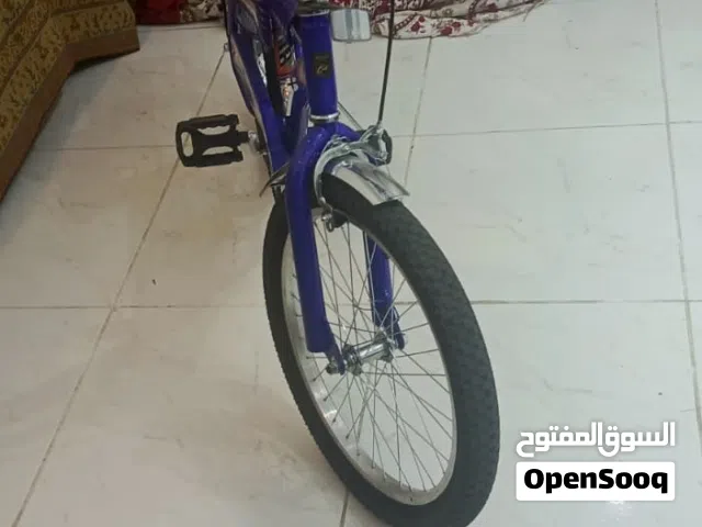 السلام عليكم عندي دراجه ازرق رامبو مقاس 20 اصلي ما في اي خدوش