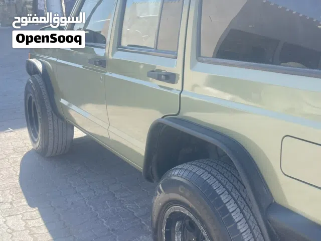 جيب شروكي 1998