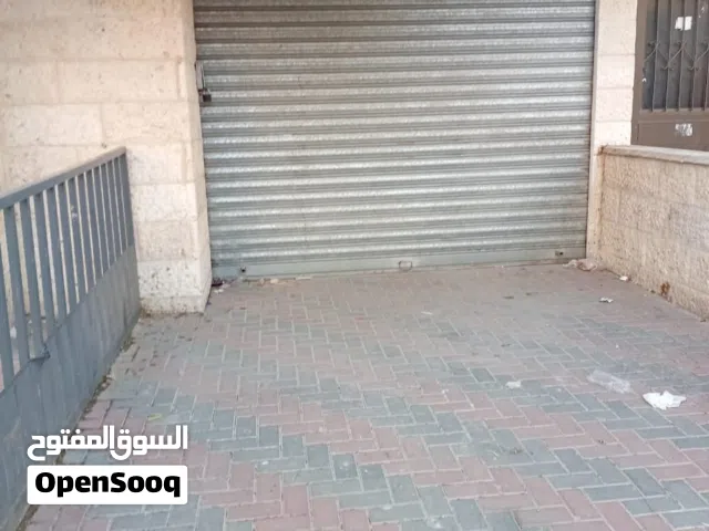 فرصتك الذهبية: محل تجاري للإيجار في موقع استراتيجي