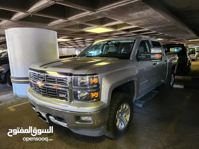 Chevrolet Silverado 2015 in Kuwait City