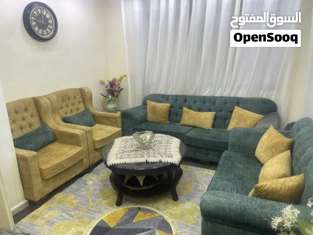 طقم كنب مكون من 7 مقاعد