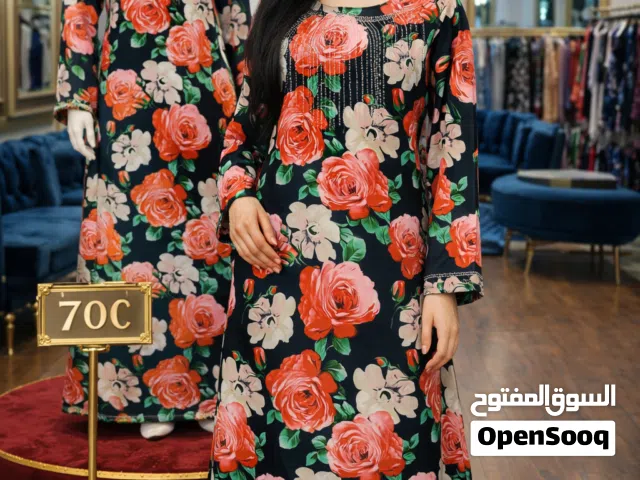 مخاور نسائي حرير مفصص جديد والاووول مــــــــــــره فاخر وبسعر جملة الجملة والكمية محدودة جدًا