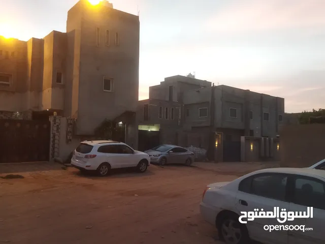 130 m2 2 Bedrooms Townhouse for Sale in Tripoli Abu Saleem