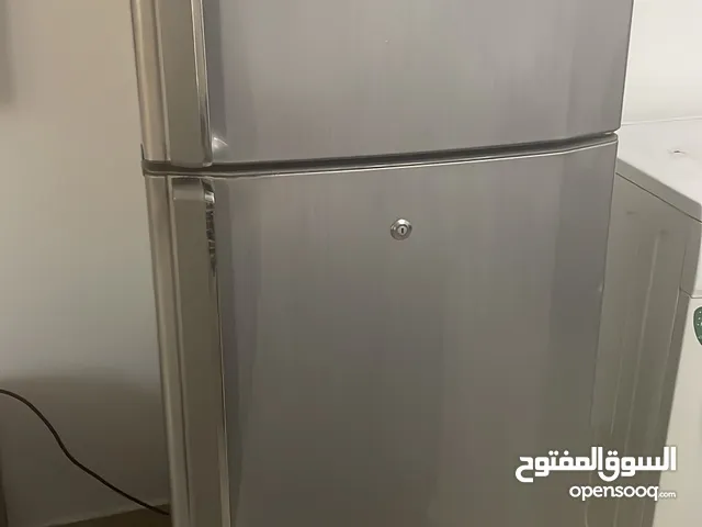 Lg 2 door fridge 150-200 litres