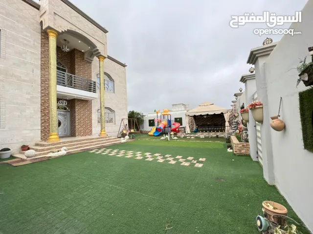 450 m2 4 Bedrooms Villa for Sale in Dhofar Salala