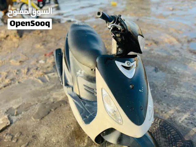2004 اخرى اخرى