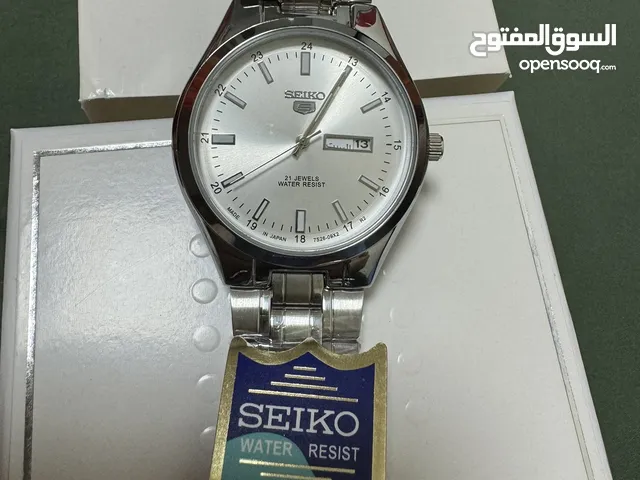 New watch seiko un used with box