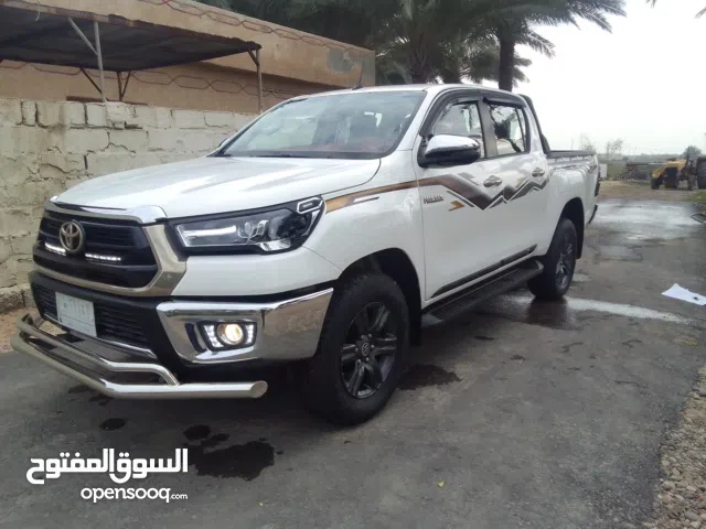 تيوتا هايلوكس 2024 رقم بغداد مكفولة للبيع