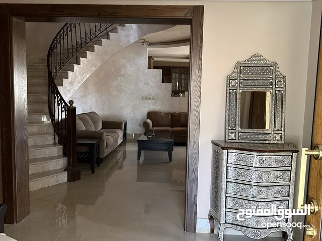 360 m2 4 Bedrooms Villa for Rent in Amman Daheit Al Rasheed