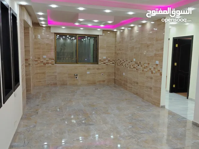 200 m2 4 Bedrooms Apartments for Rent in Amman Jubaiha