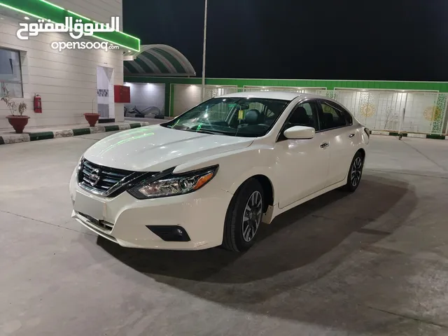 Used Nissan Altima in Basra