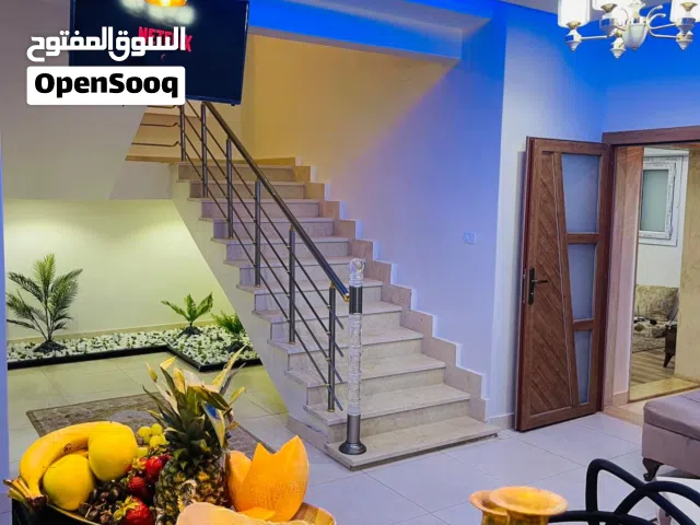 استراحه للايجار اليوم الخمس سيلين