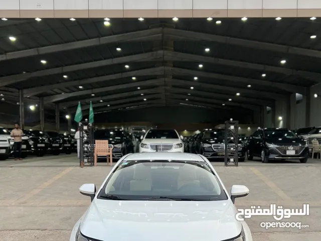 تويوتا كورولا موديل 2023 - معرض خلف للسيارات