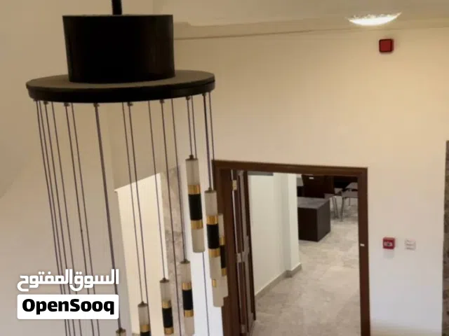 500 m2 More than 6 bedrooms Townhouse for Rent in Basra Jaza'ir