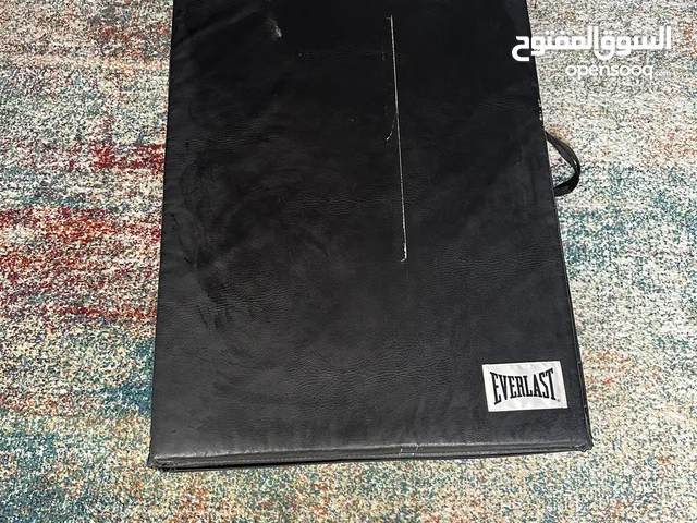 Everlast folding exercise mat