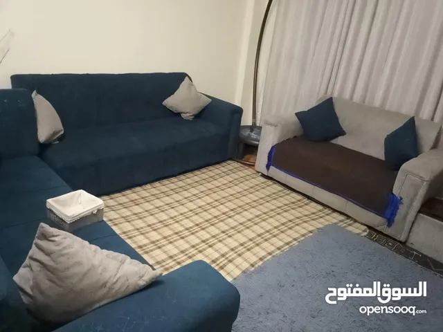 غرفه نومه للبيع مع طقم كنب 7مقاعد للبيع بسعر مغري
