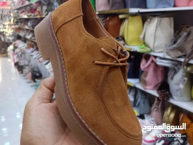 Other Comfort Shoes in Skikda