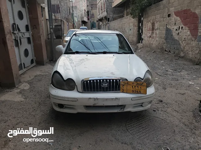 سوناتا للبيع 2004