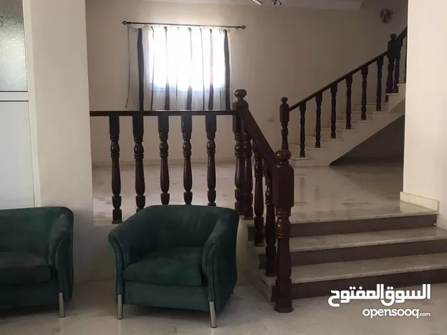 650 m2 More than 6 bedrooms Villa for Rent in Tripoli Al-Sareem