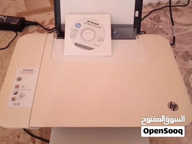 طابعه اتش بي مع كامل ملحقاتها وسيدي للتثبيت للبيع