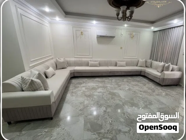 اثاث ومفروشات جميع أنواع الجلسات الارضيه والأمريكي وجميع أنواع استائر