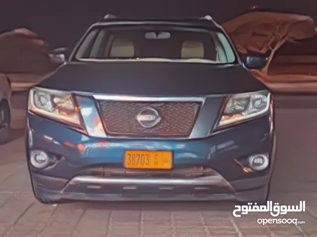 Used Nissan Pathfinder in Muscat