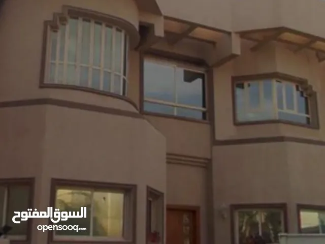 450m2 More than 6 bedrooms Villa for Sale in Kuwait City Qortuba