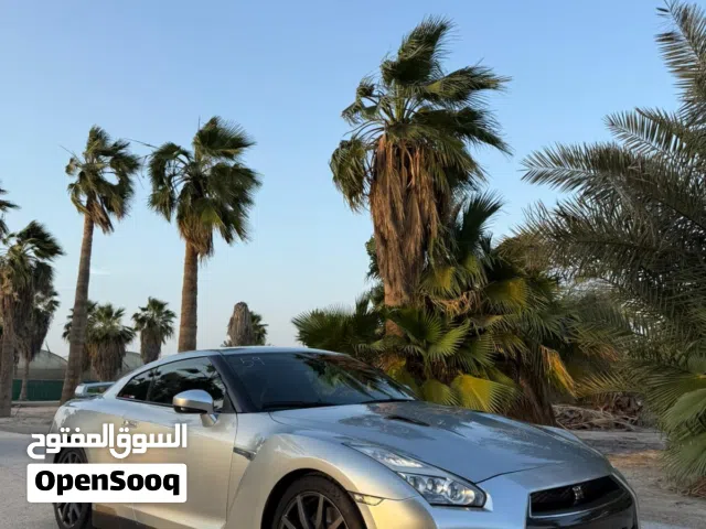 2014 Nissan GT-R Standard