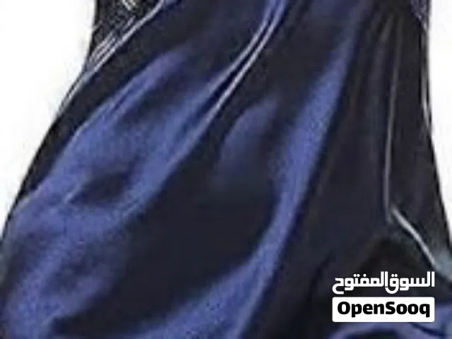 ملابس مستعمله