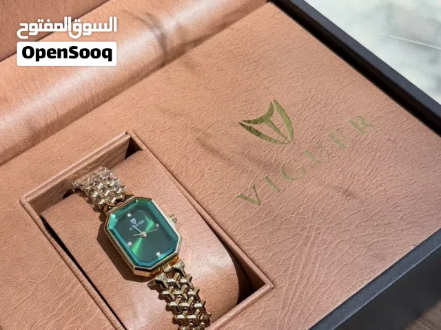 ساعات نسائية بأشكال وانواع مختلفه