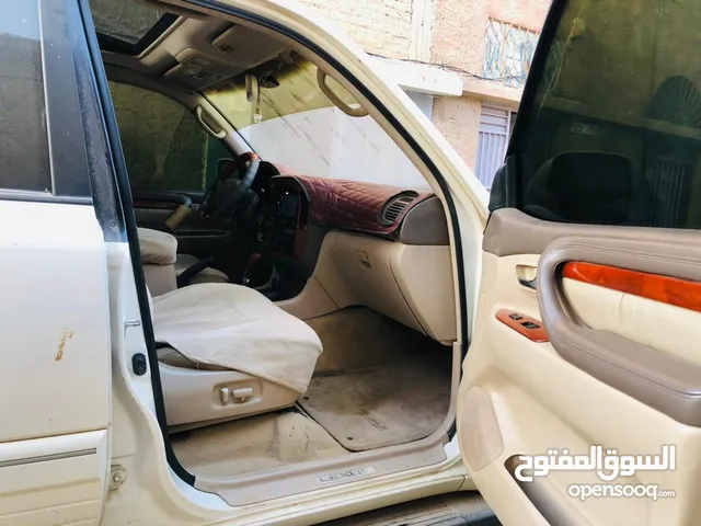 لكزس 2000 نظيف موديل الفين من سعيد الحظ