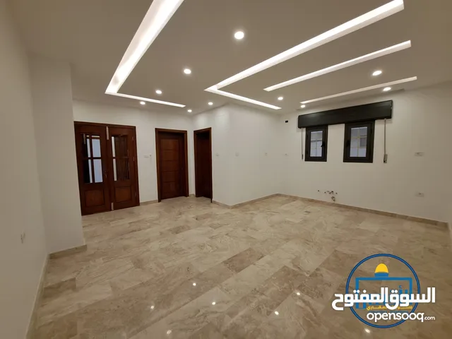 220 m2 3 Bedrooms Apartments for Sale in Tripoli Al-Seyaheyya
