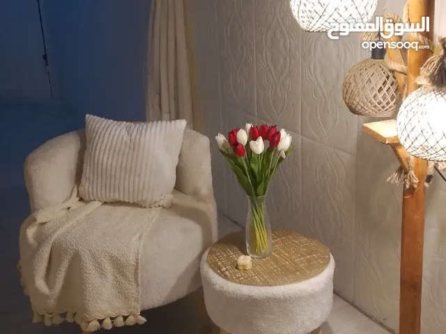 منزل وحديقة