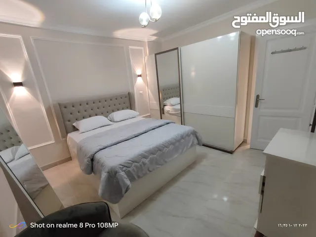 شقة للايجار مفروش فى مدينتى من المالك غرفتى نوم ورسبشن