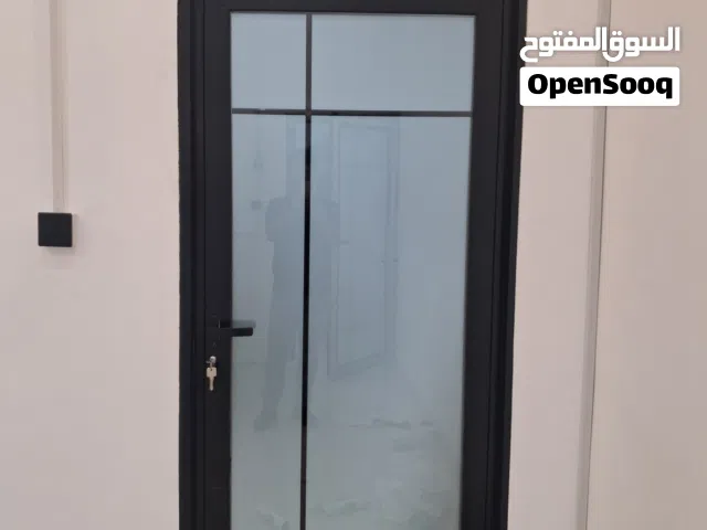 جميع أعمال الألومينيوم والزجاج