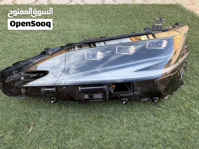 ليت لكزس ثلاث عدسات وكالة Es 2022 f sport