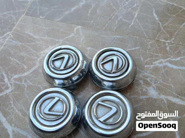 إطارات سيارات مستعملة بجودة جيدة للبيع