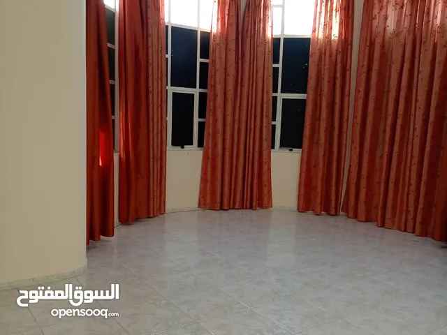140 m2 2 Bedrooms Apartments for Rent in Al Ain Al Tawiya