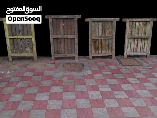 نشتري الأبواب و النوافذ القديمة