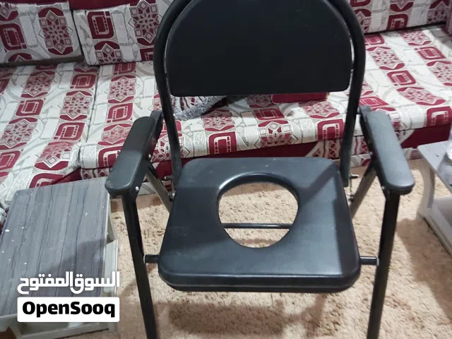 كرسي حمامات للمعاقين