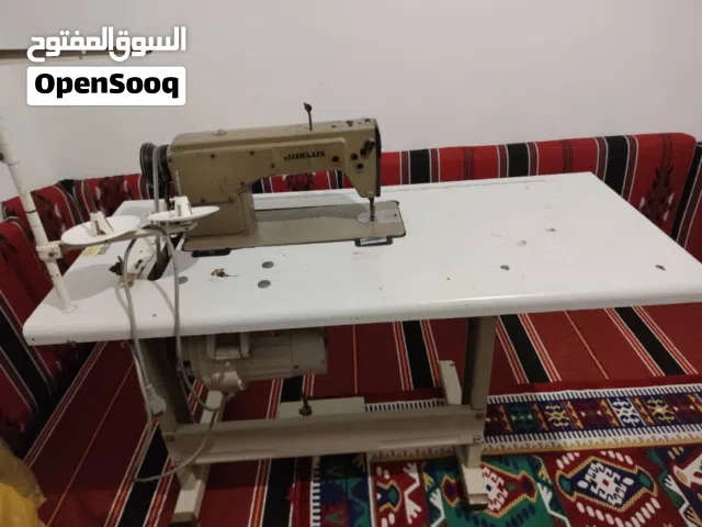سلام عليكم ماكينة خياطة للبيع اقرا الوصف موهم بدن الله يعجبك