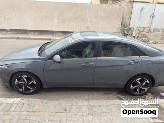 2023 هيونداي النترا Limited