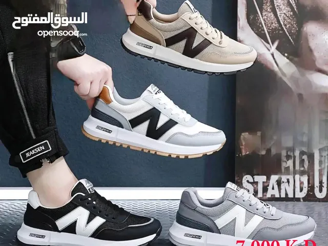 41.5 Casual Shoes in Hawally