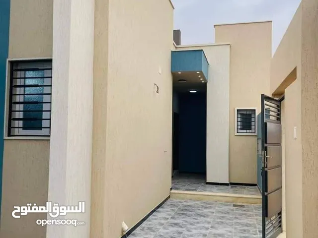 185 m2 5 Bedrooms Townhouse for Sale in Misrata Other